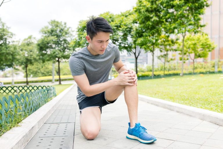 Hoe Veilig te Sporten Tijdens de Winter: Een Fysiotherapeutische Gids